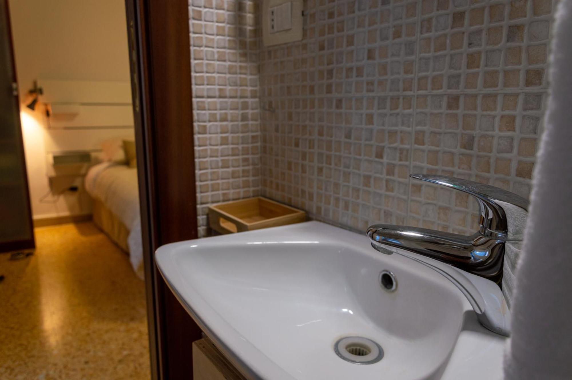 Testaccio Xix-Xxv Bed And Breakfast Roma Eksteriør bilde