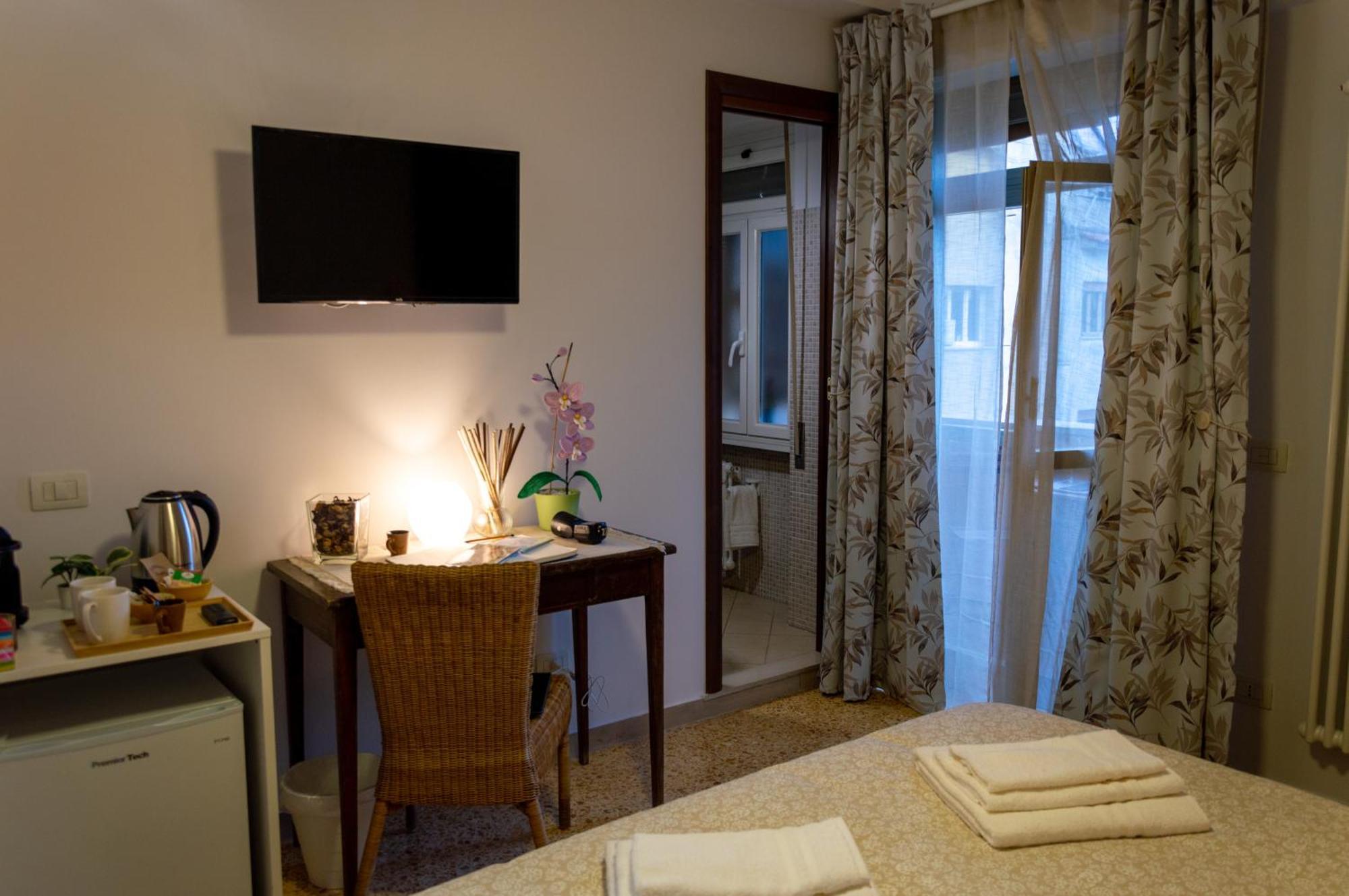 Testaccio Xix-Xxv Bed And Breakfast Roma Eksteriør bilde